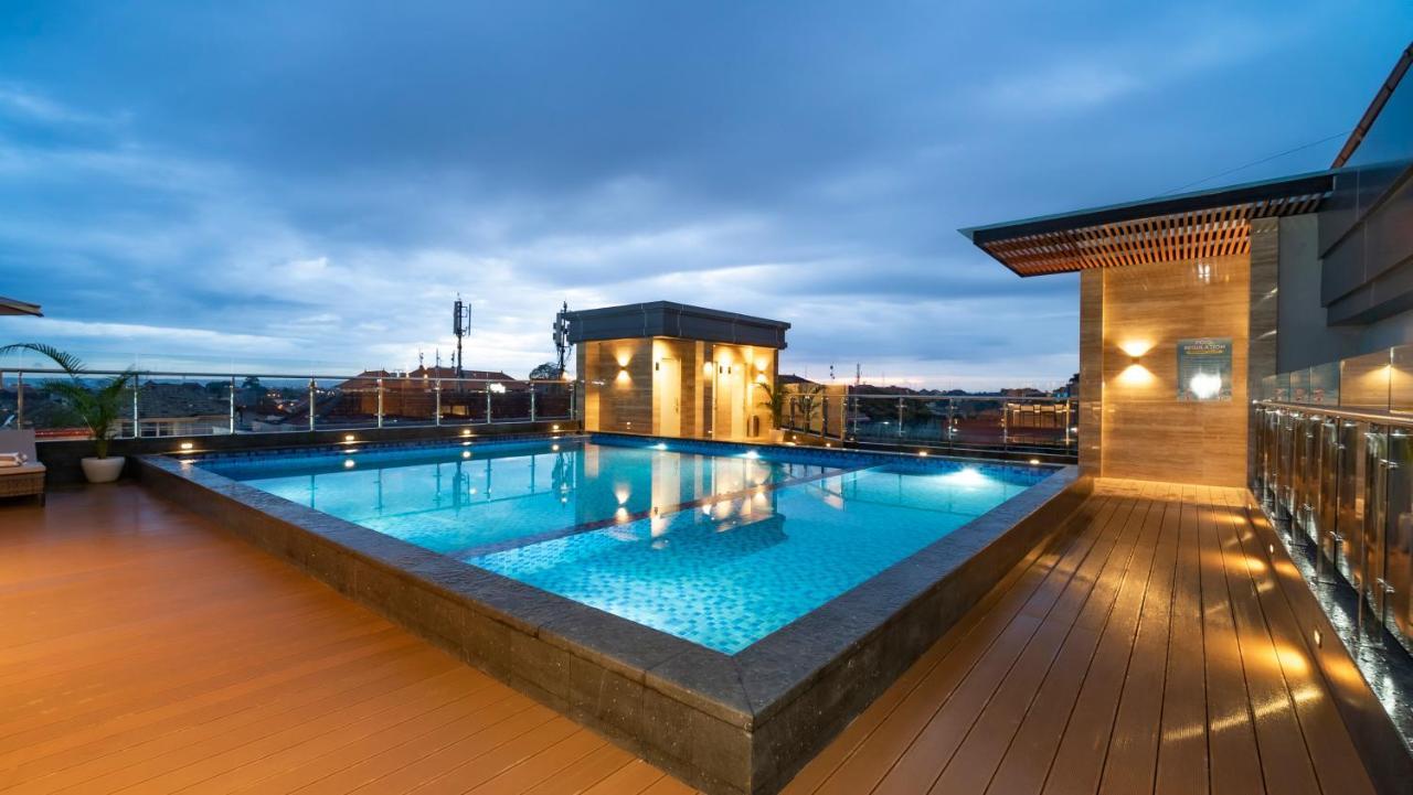 Pop! Hotel Teuku Umar Denpasar Exterior foto