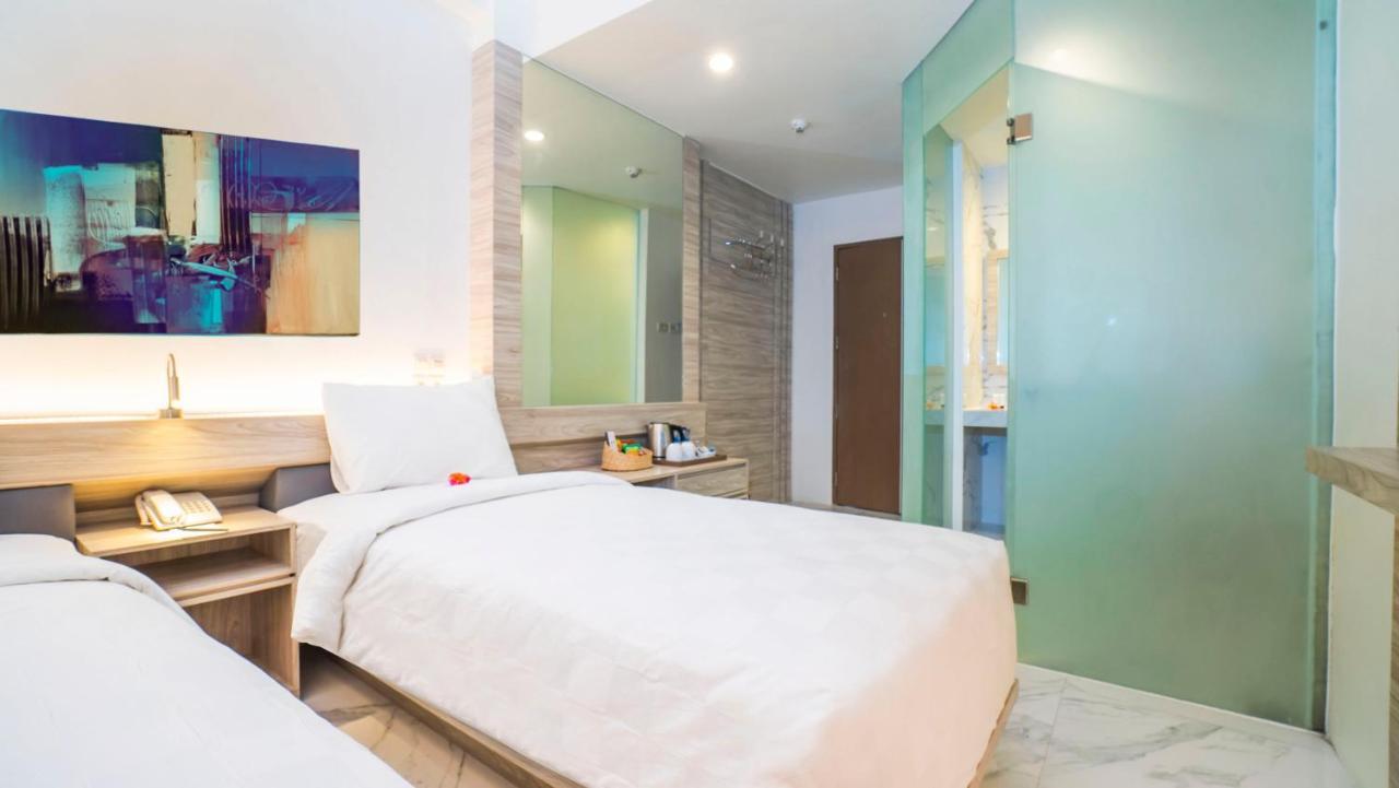 Pop! Hotel Teuku Umar Denpasar Exterior foto